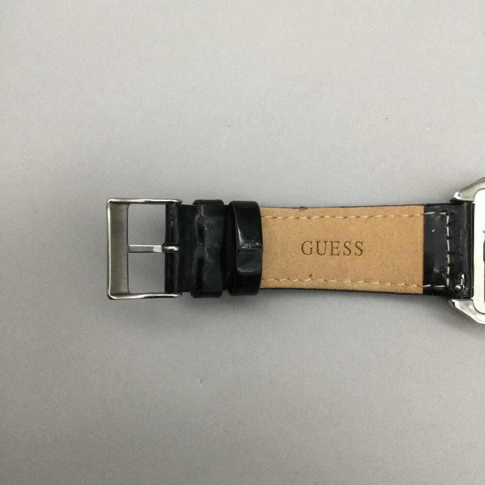 Guess Waterpro Womens Watch 34mm Silver Tone Square Dial Crystals New Battery